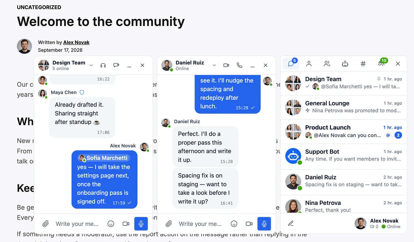 Two chat windows and the conversations list open over a blog post